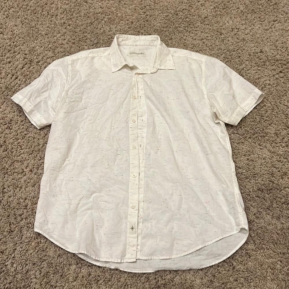 Men’s collared button up short sleeve